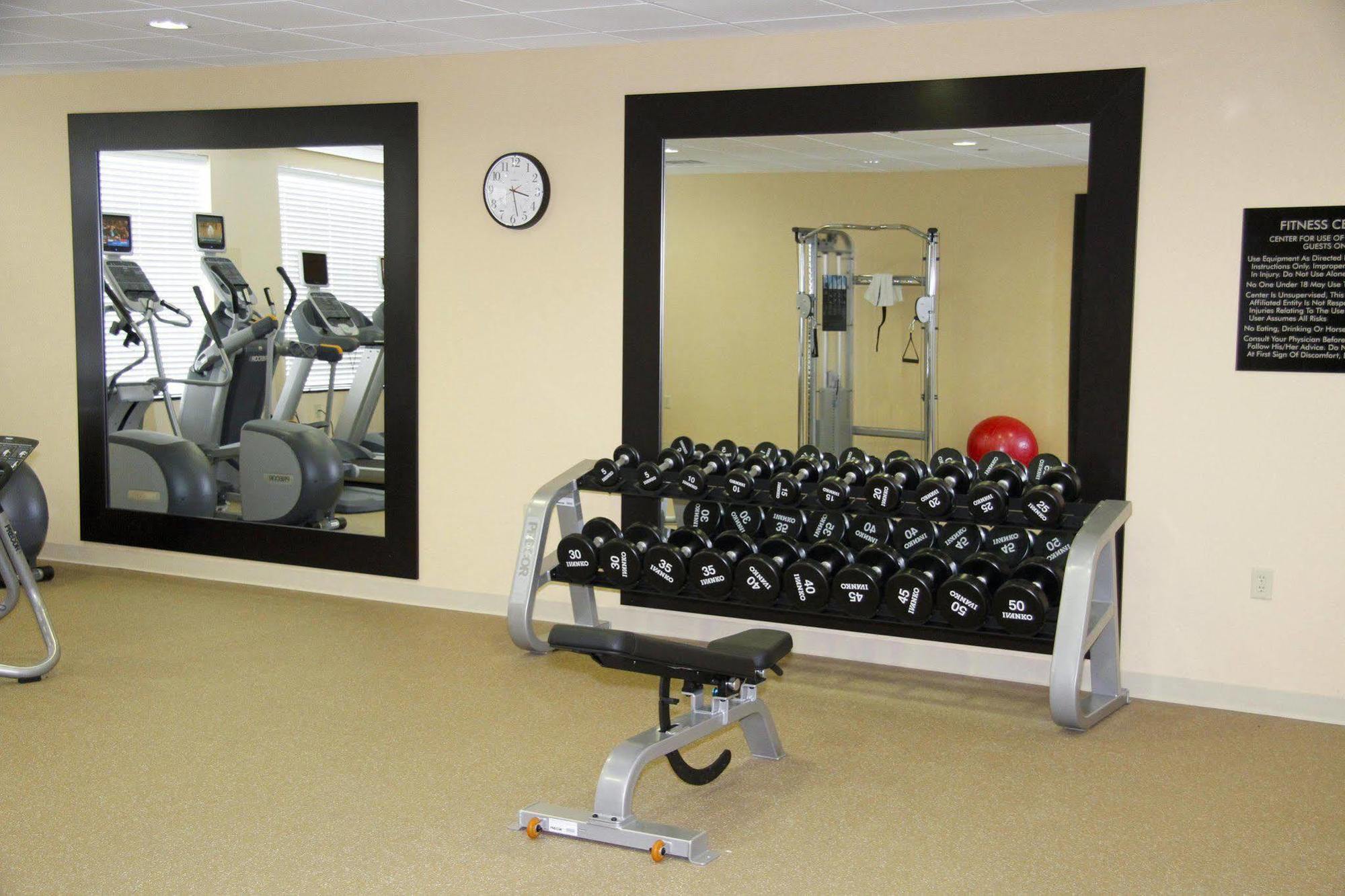 Hilton Garden 3*
